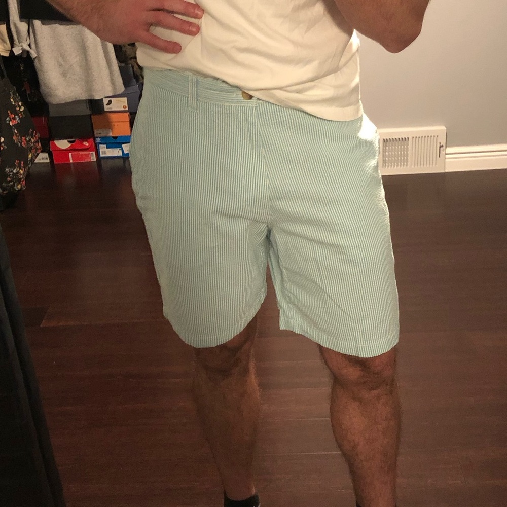 Chaps Men’s Shorts. Blue and White stripes.